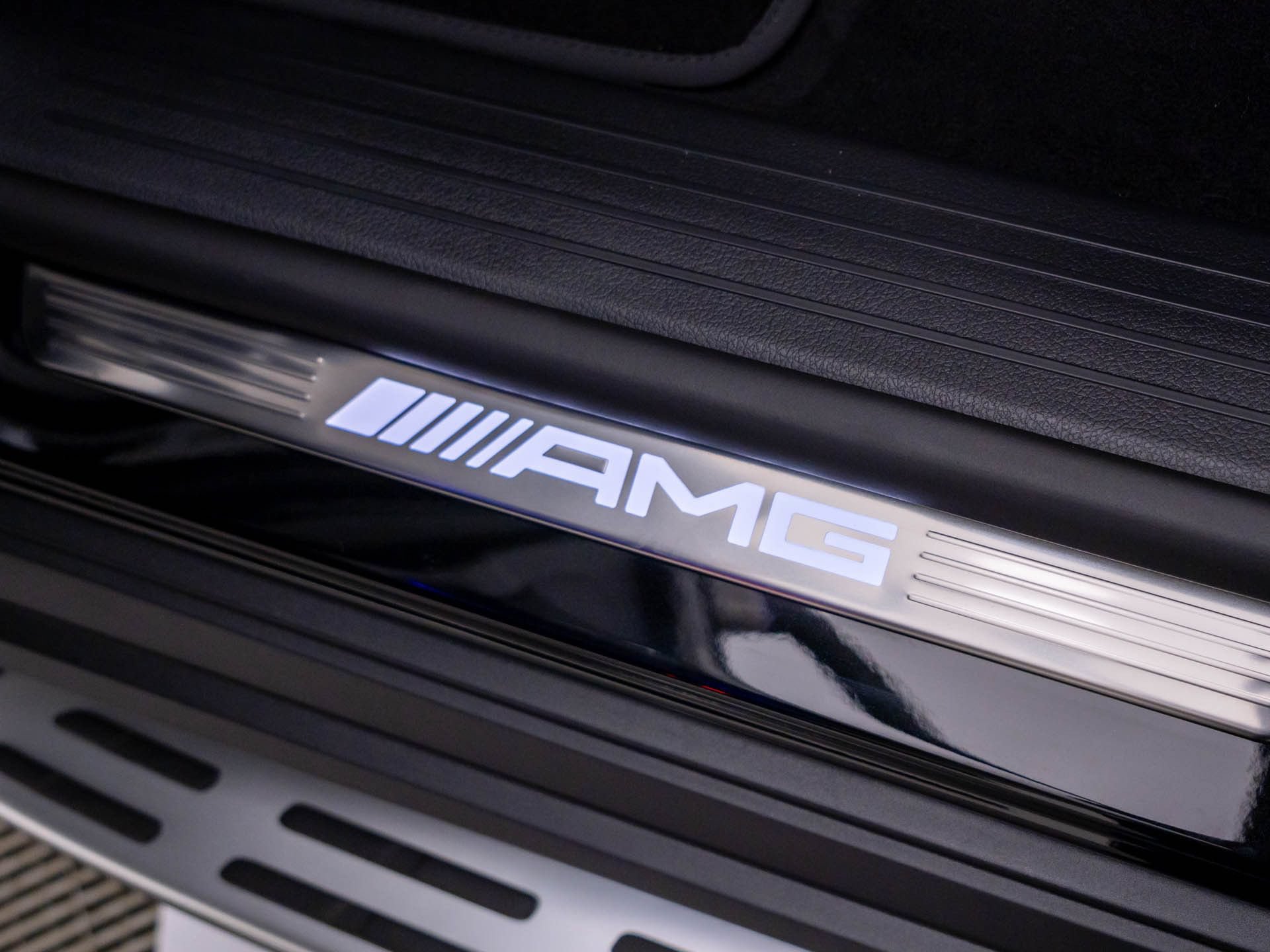 New 2026 Mercedes-Benz GLS 63 AMG 4MATIC image 16