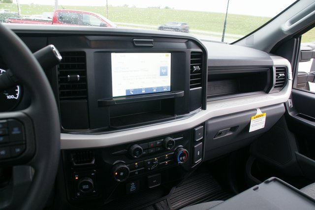 New 2026 Ford F250 XL image 19