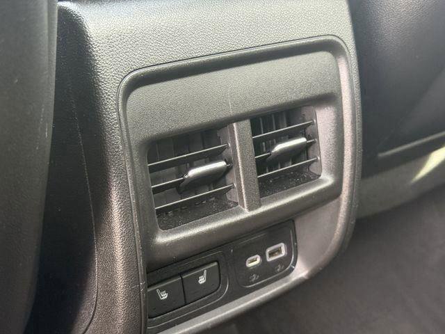 Certified 2022 Cadillac XT4 Premium Luxury w/ Cold Weather Package image 34