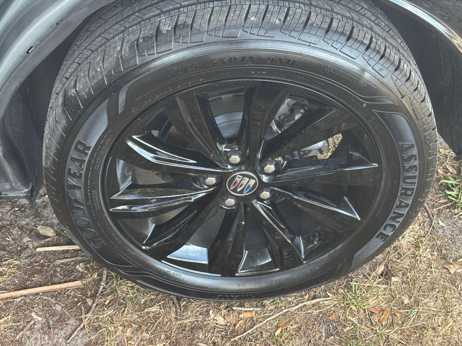 Used 2025 Buick Envista Sport Touring image 30