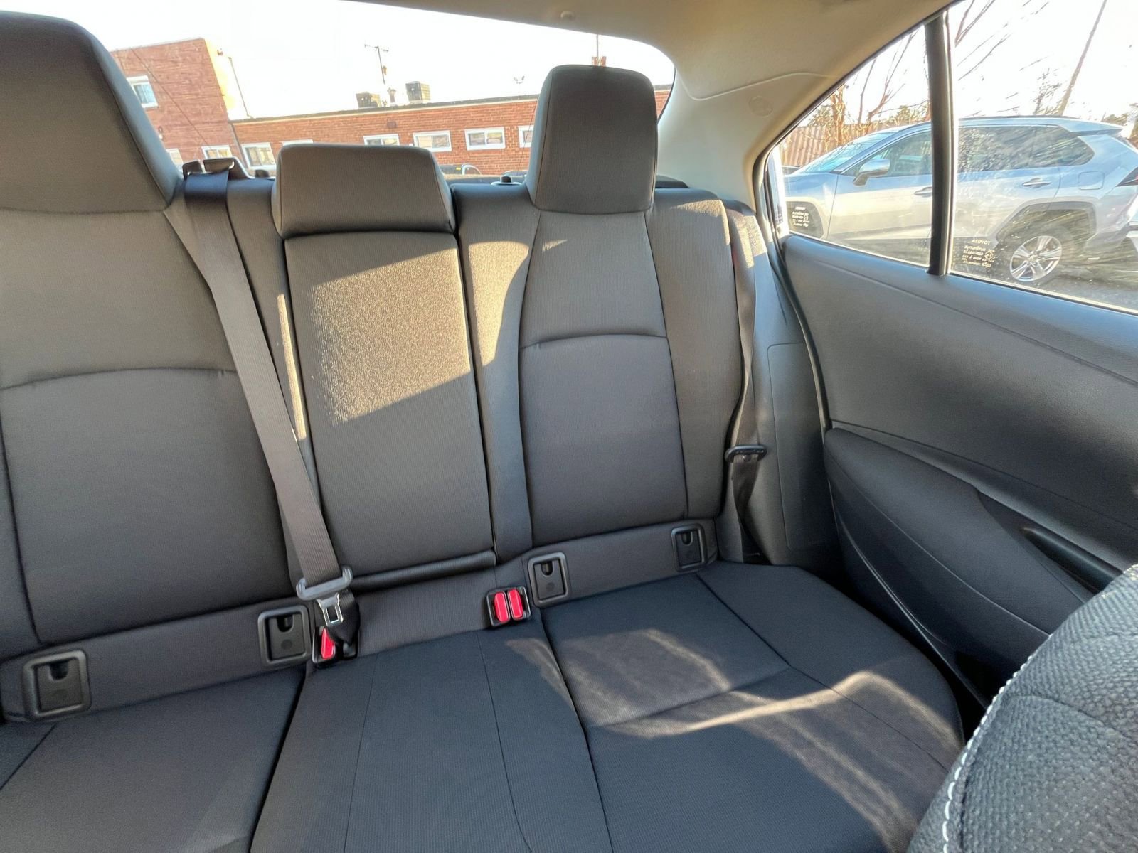 Used 2025 Toyota Corolla LE image 36