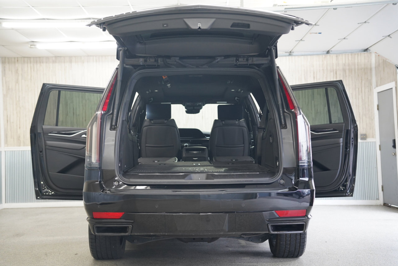 Used 2021 Cadillac Escalade ESV Sport w/ Driver Assist Tech Package image 41