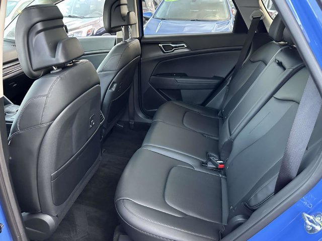 Used 2026 Kia Sportage SX FWD image 18