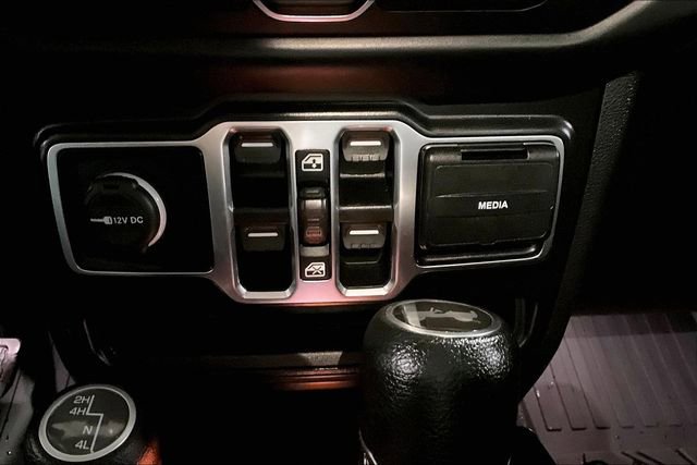 Used 2020 Jeep Wrangler Unlimited Sport S AWD/4WD image 24