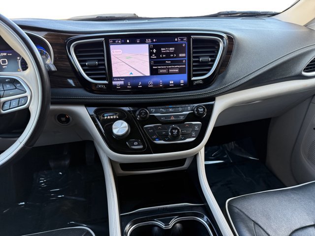 Used 2021 Chrysler Pacifica Limited w/ Premium & Safety Sphere Group AWD/4WD image 15