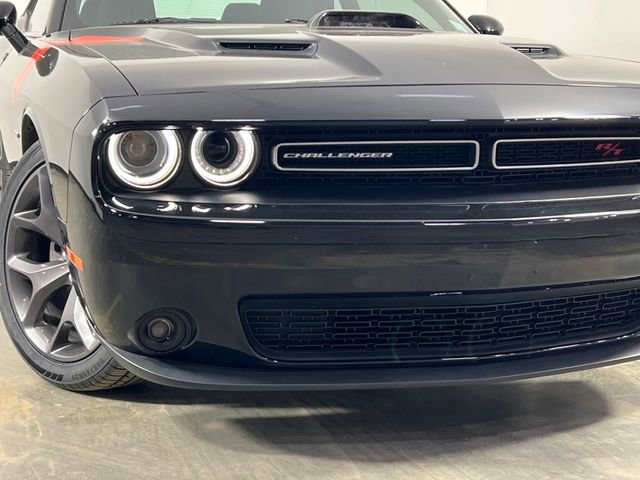 Used 2017 Dodge Challenger R/T image 42