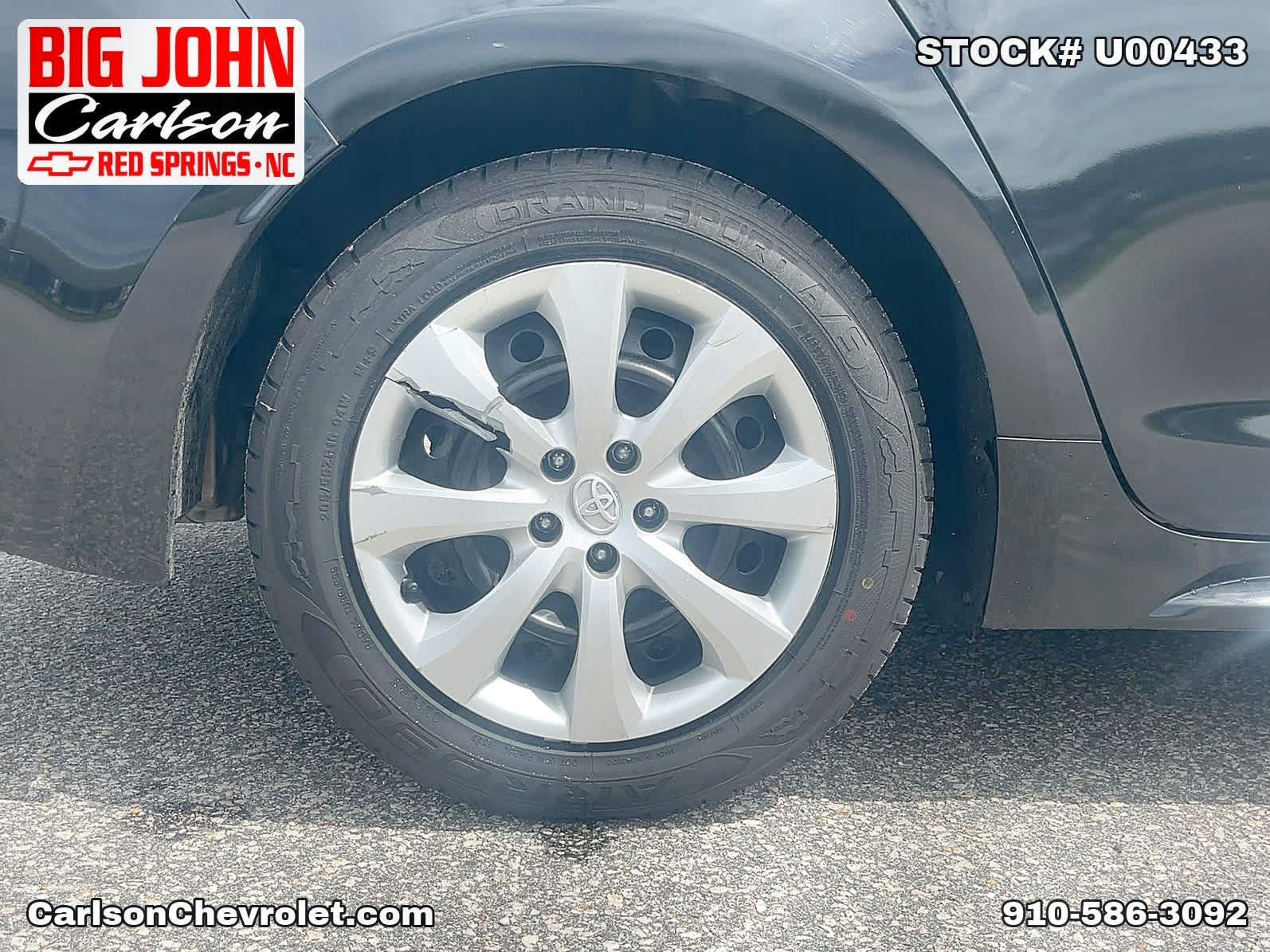 Used 2020 Toyota Corolla LE FWD image 40