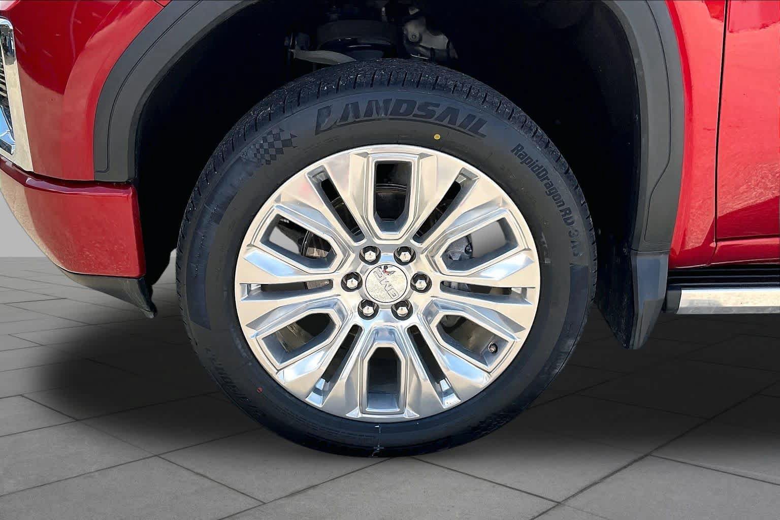 Used 2021 GMC Sierra 1500 Denali w/ Denali Ultimate Package AWD/4WD image 21