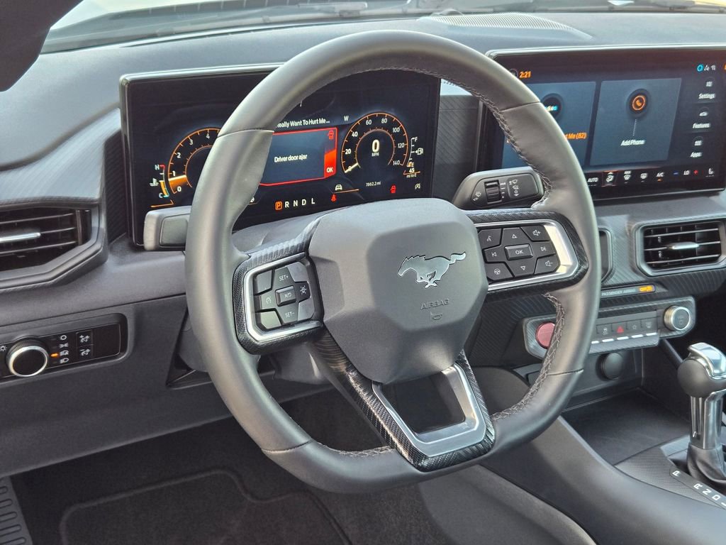 Used 2025 Ford Mustang EcoBoost image 18