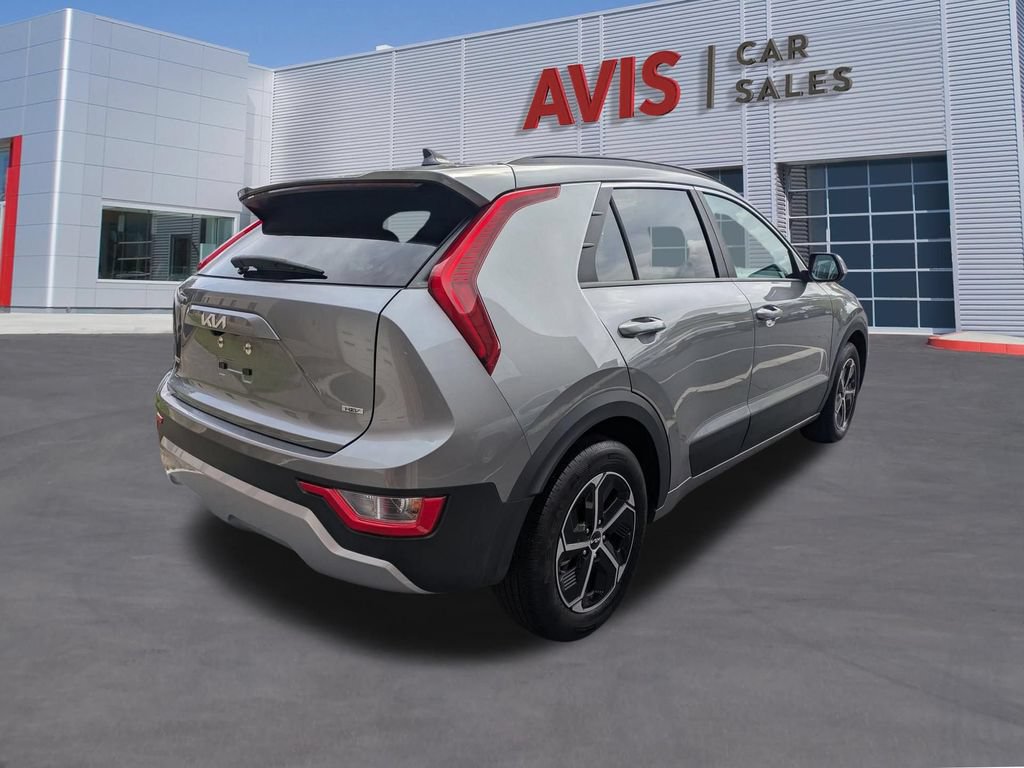 Used 2025 Kia Niro LX FWD image 6