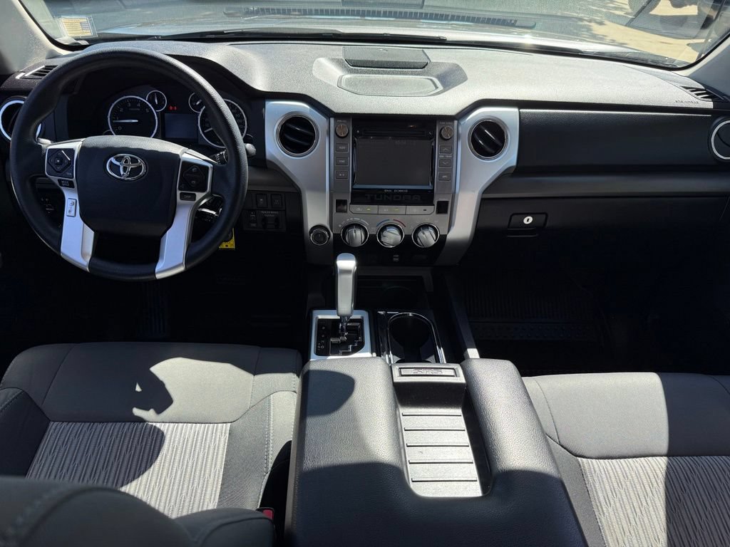 Used 2017 Toyota Tundra SR5 w/ SR5 Upgrade Package AWD/4WD image 17