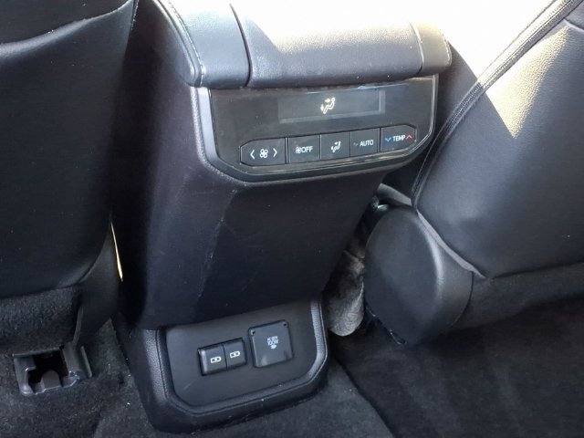 Used 2023 Toyota Highlander Limited AWD/4WD image 11