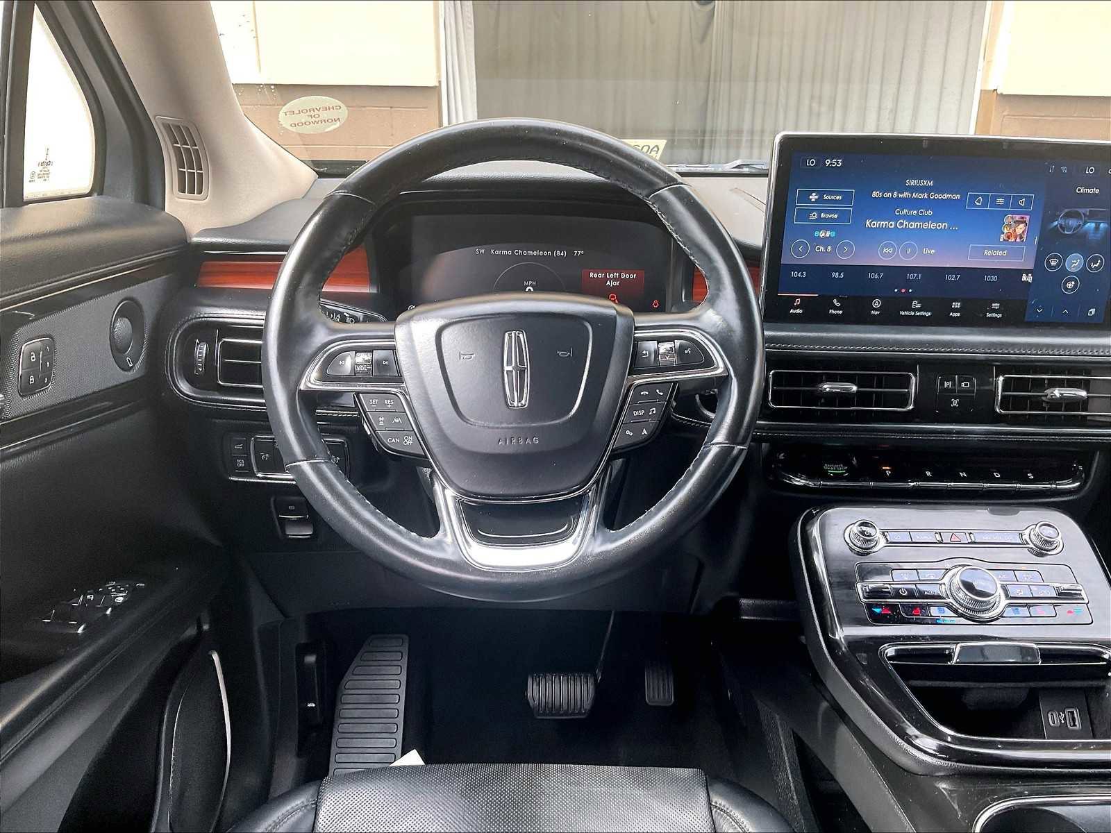 Used 2022 Lincoln Nautilus Reserve image 17