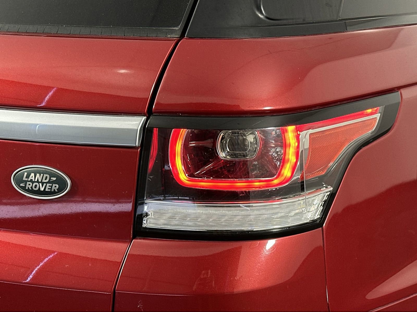 Used 2017 Land Rover Range Rover Sport Supercharged image 26