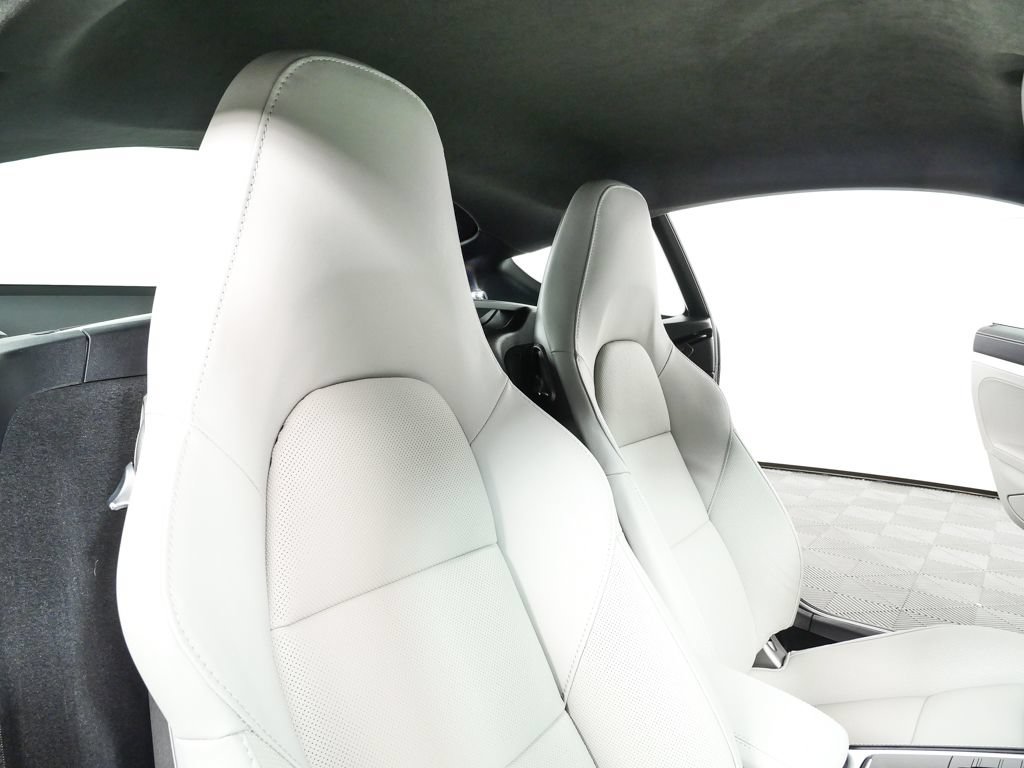 Certified 2025 Porsche 718 Cayman GTS RWD image 19
