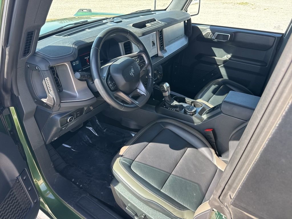 Used 2025 Ford Bronco Outer Banks image 18