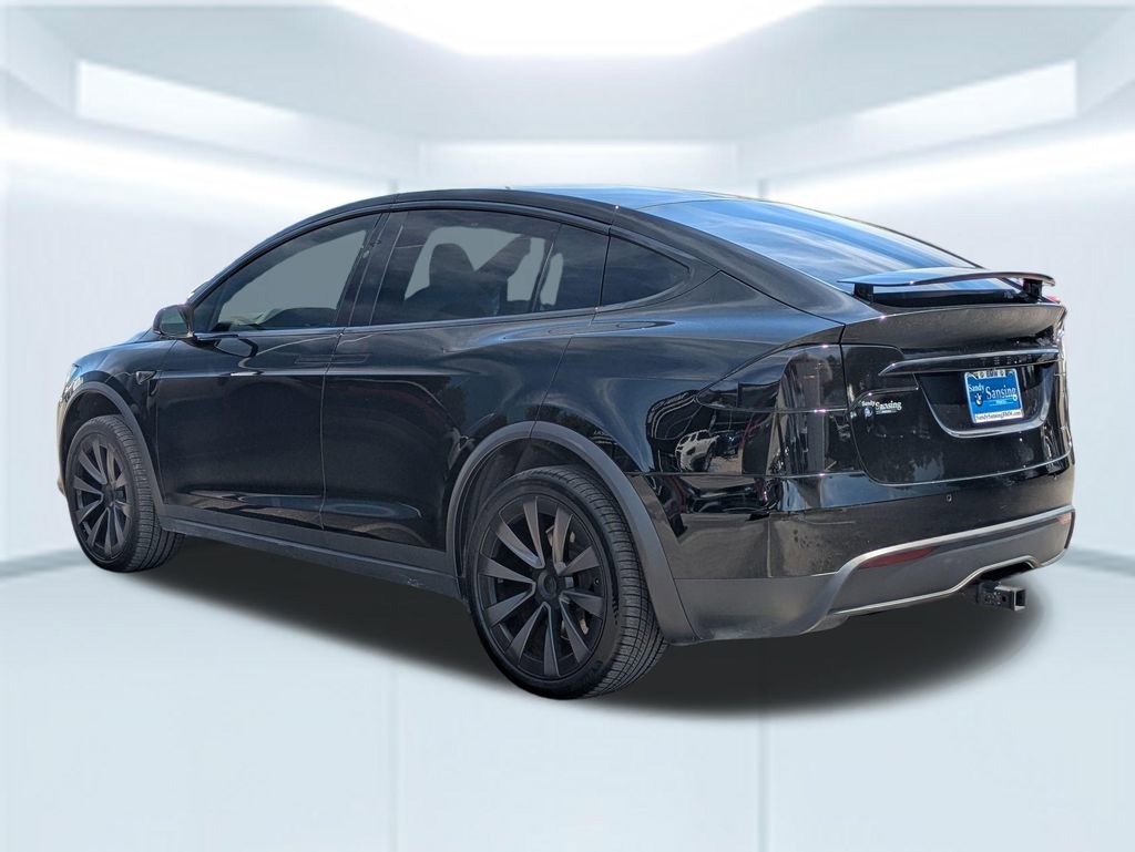Used 2022 Tesla Model X Plaid image 3