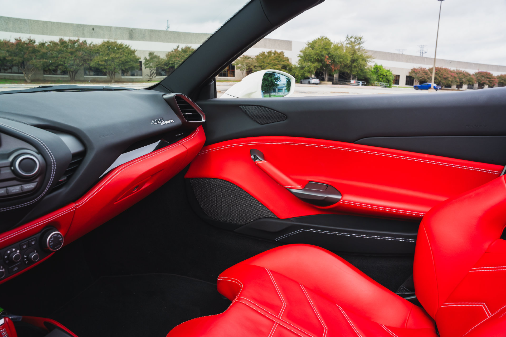 Used 2018 Ferrari 488 Spider RWD image 67