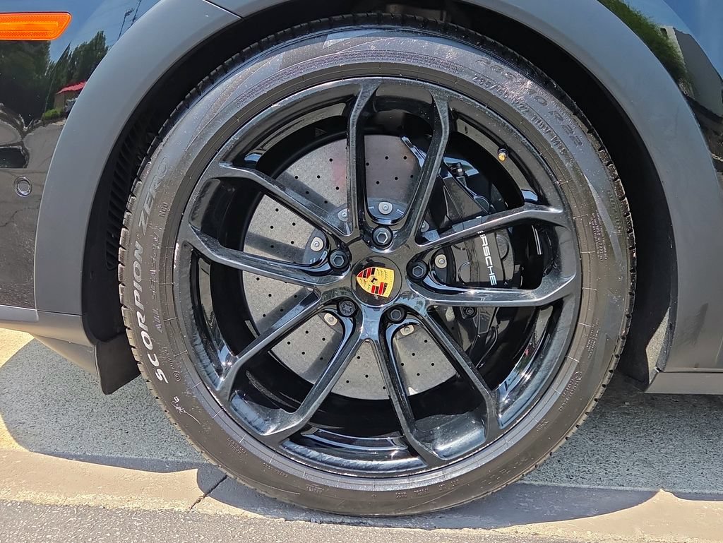 Certified 2024 Porsche Cayenne Turbo GT AWD/4WD image 23