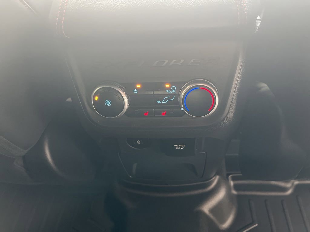 Used 2025 Ford Explorer ST image 36