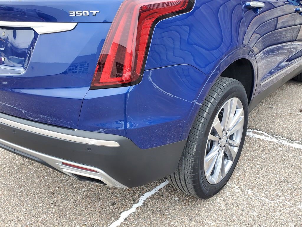 Certified 2023 Cadillac XT5 Premium Luxury w/ LPO, Floor Liner Package image 10