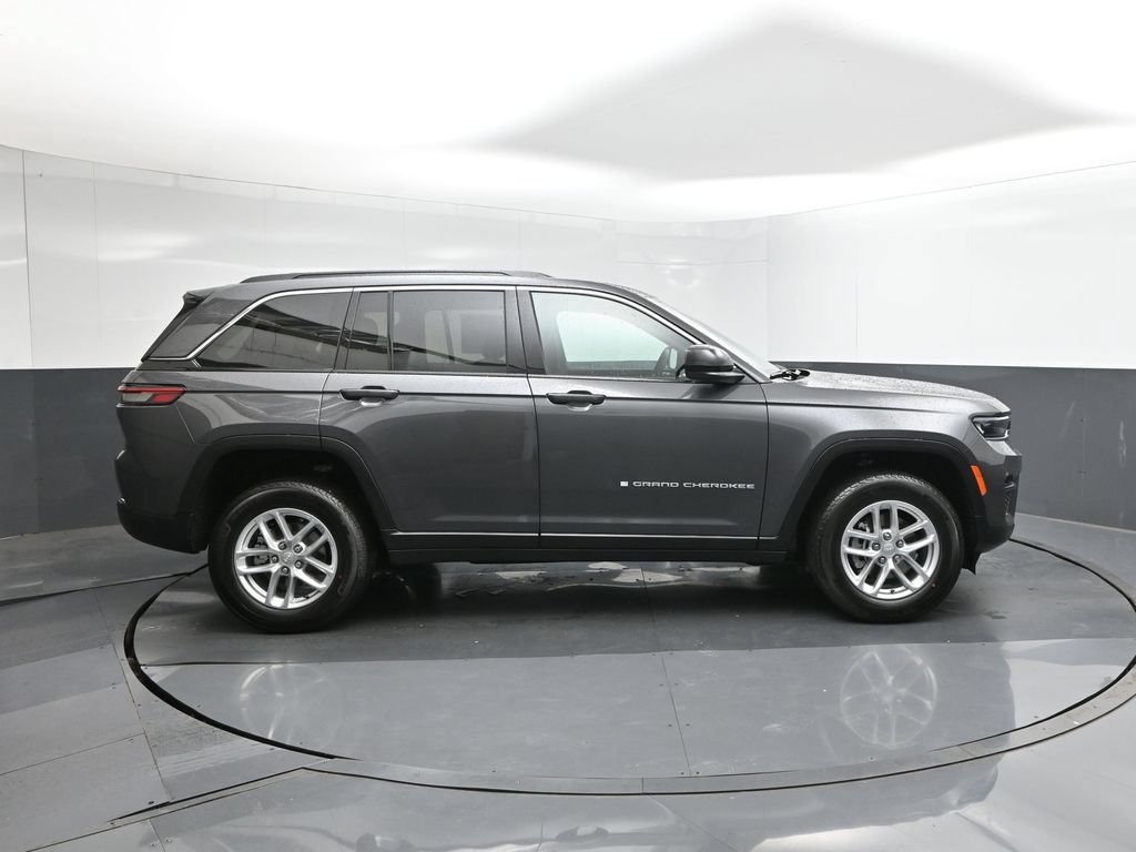 New 2026 Jeep Grand Cherokee Laredo RWD image 11