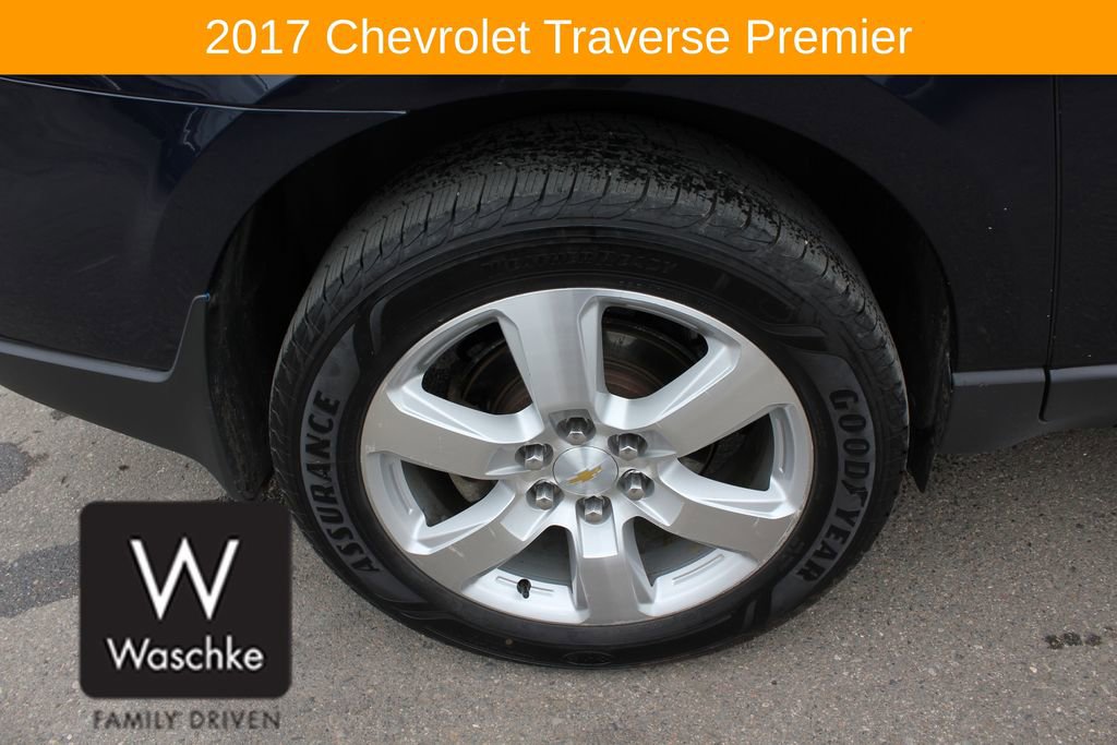 Used 2017 Chevrolet Traverse Premier image 12