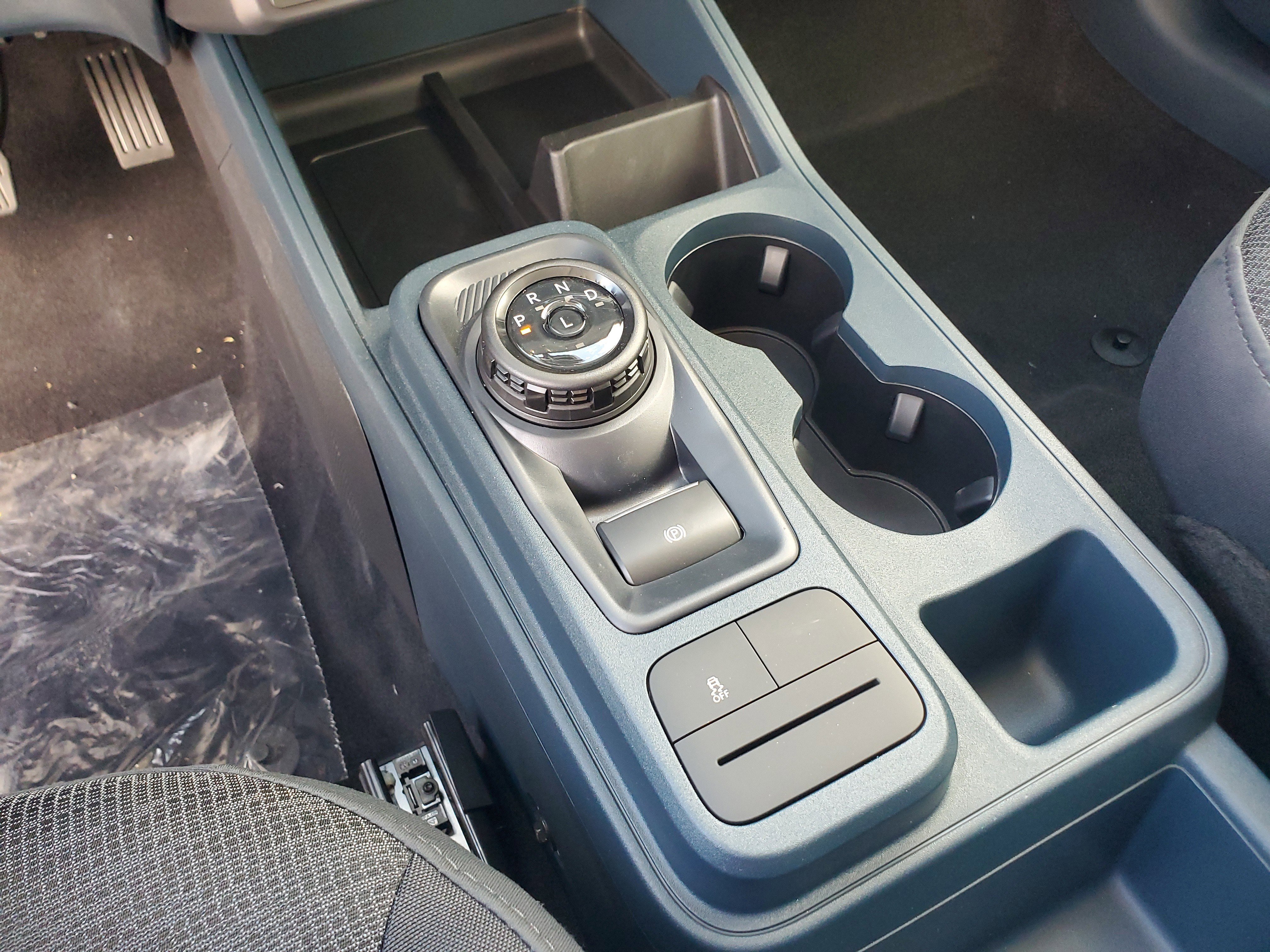 New 2025 Ford Maverick XL w/ Equipment Group 101A image 18