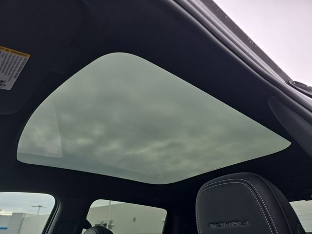 New 2024 GMC Sierra EV Denali image 18