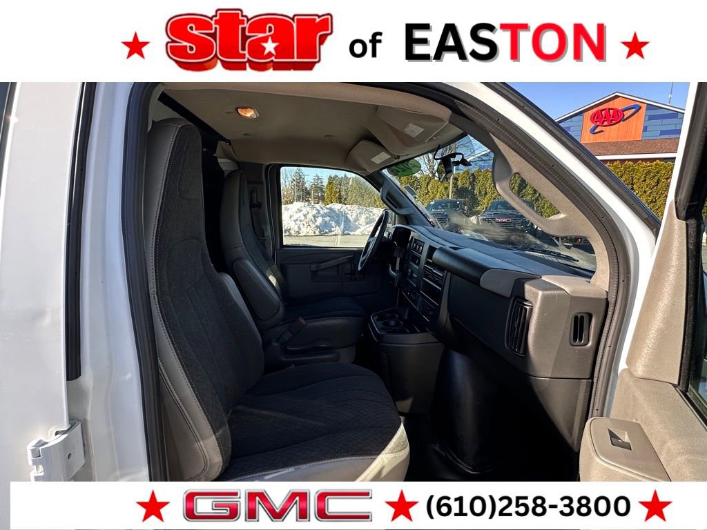 Used 2024 GMC Savana 2500 Work Van w/ Driver Convenience Package image 11