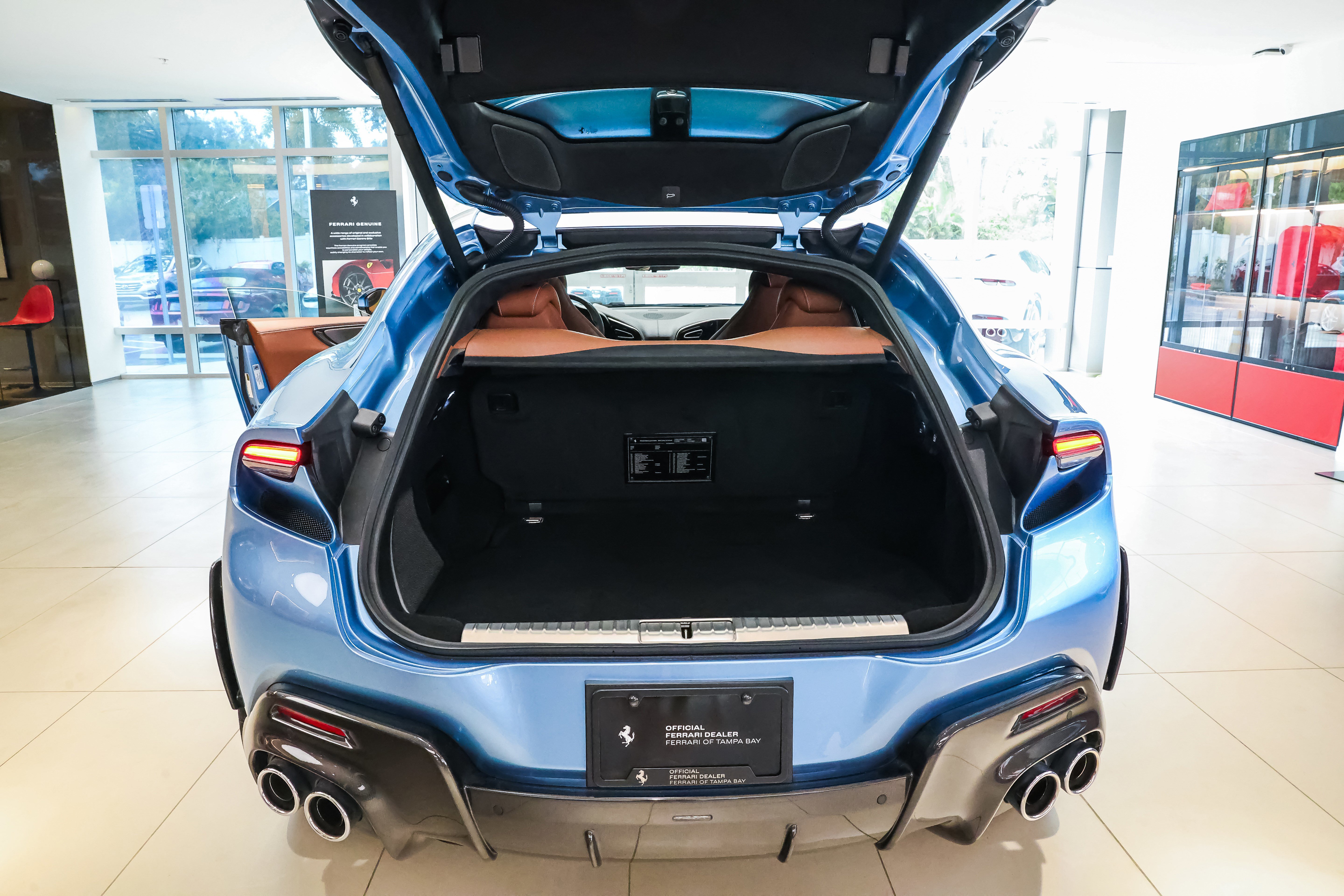 Used 2025 Ferrari Purosangue AWD/4WD image 48