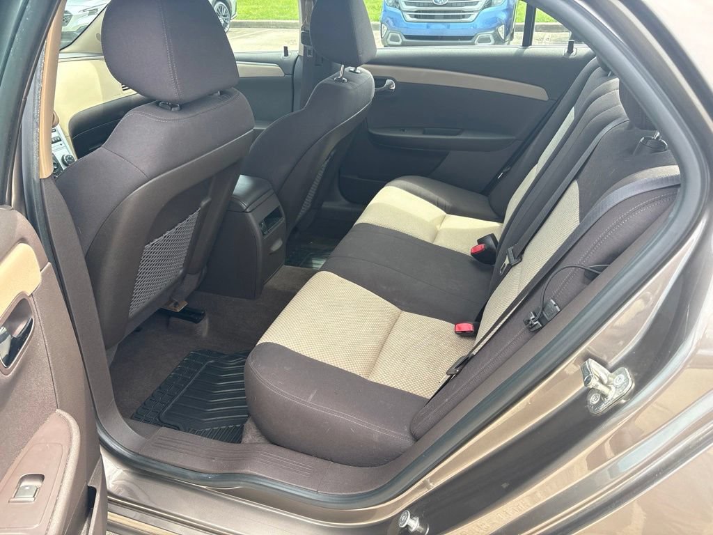 Used 2012 Chevrolet Malibu LS FWD image 12