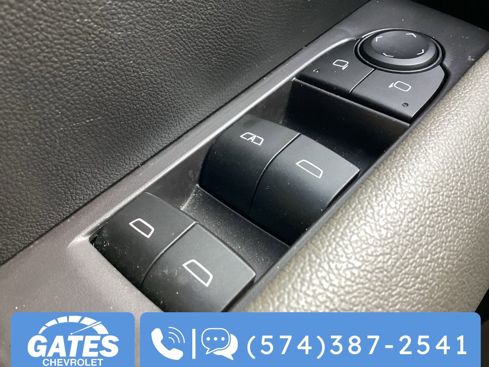 Used 2023 Chevrolet Colorado ZR2 w/ ZR2 Convenience Package III image 28