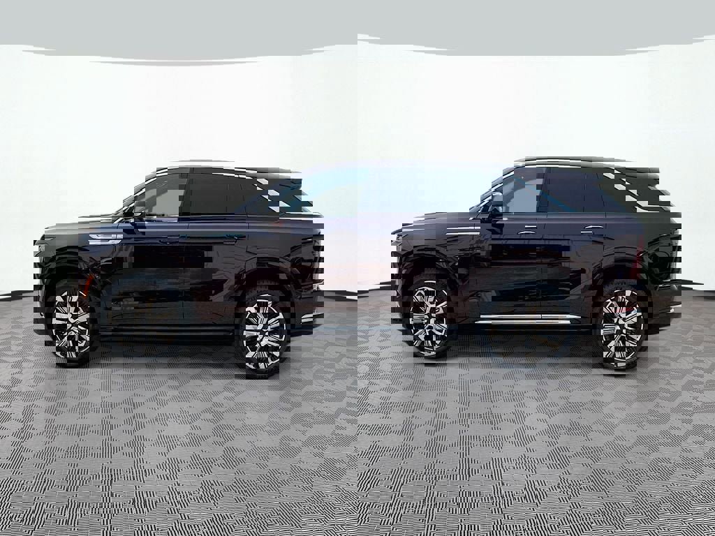 New 2025 Cadillac Escalade IQ Luxury 1 w/ Smart Trailering package AWD/4WD image 8