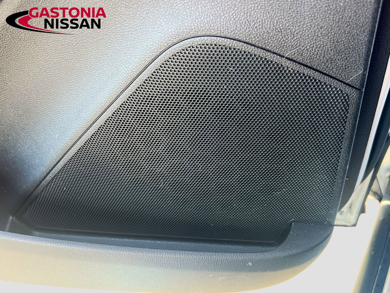 Used 2020 Buick Encore Preferred image 32