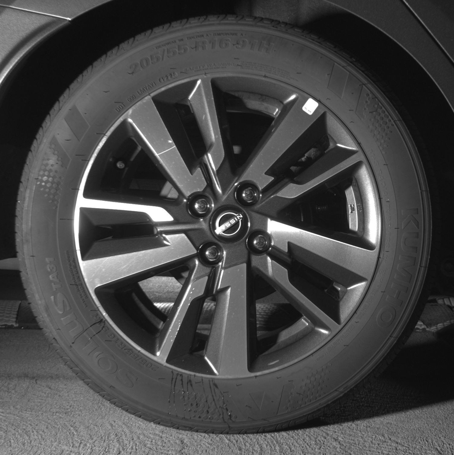 Used 2025 Nissan Versa SV image 15