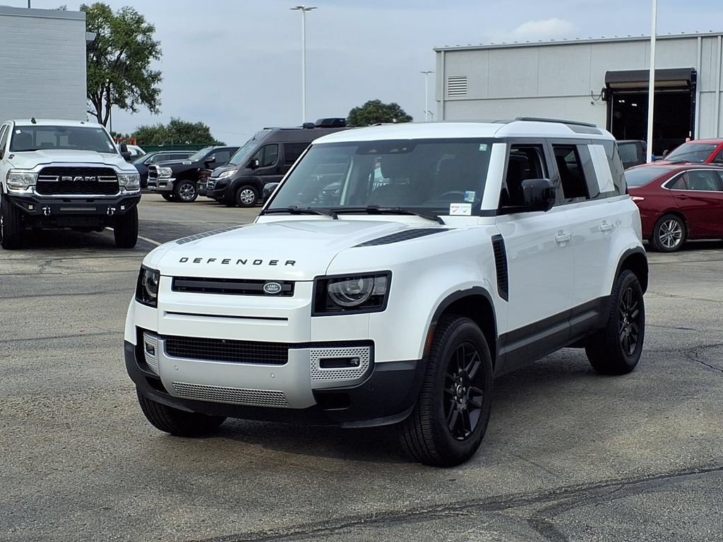 Used 2025 Land Rover Defender 110 S AWD/4WD image 2
