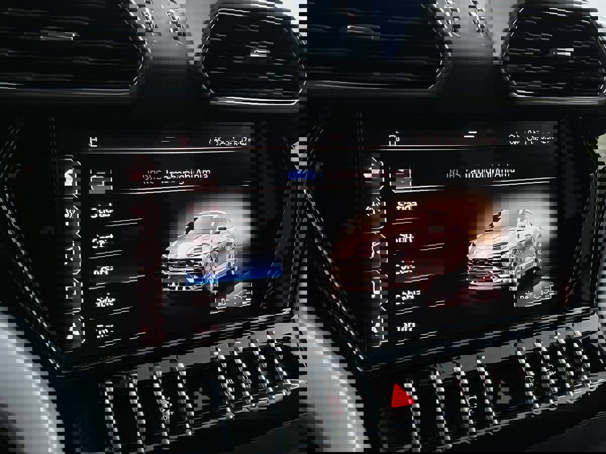 Used 2021 Lamborghini Urus image 38