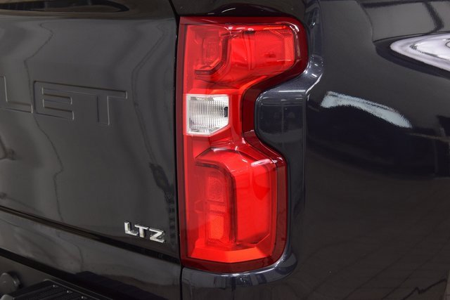 Certified 2024 Chevrolet Silverado 2500 LTZ w/ LTZ Premium Package image 23