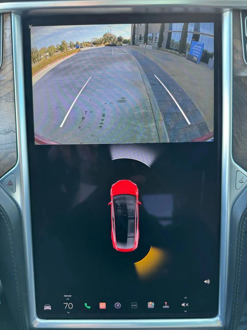 Used 2020 Tesla Model X Long Range AWD/4WD image 23
