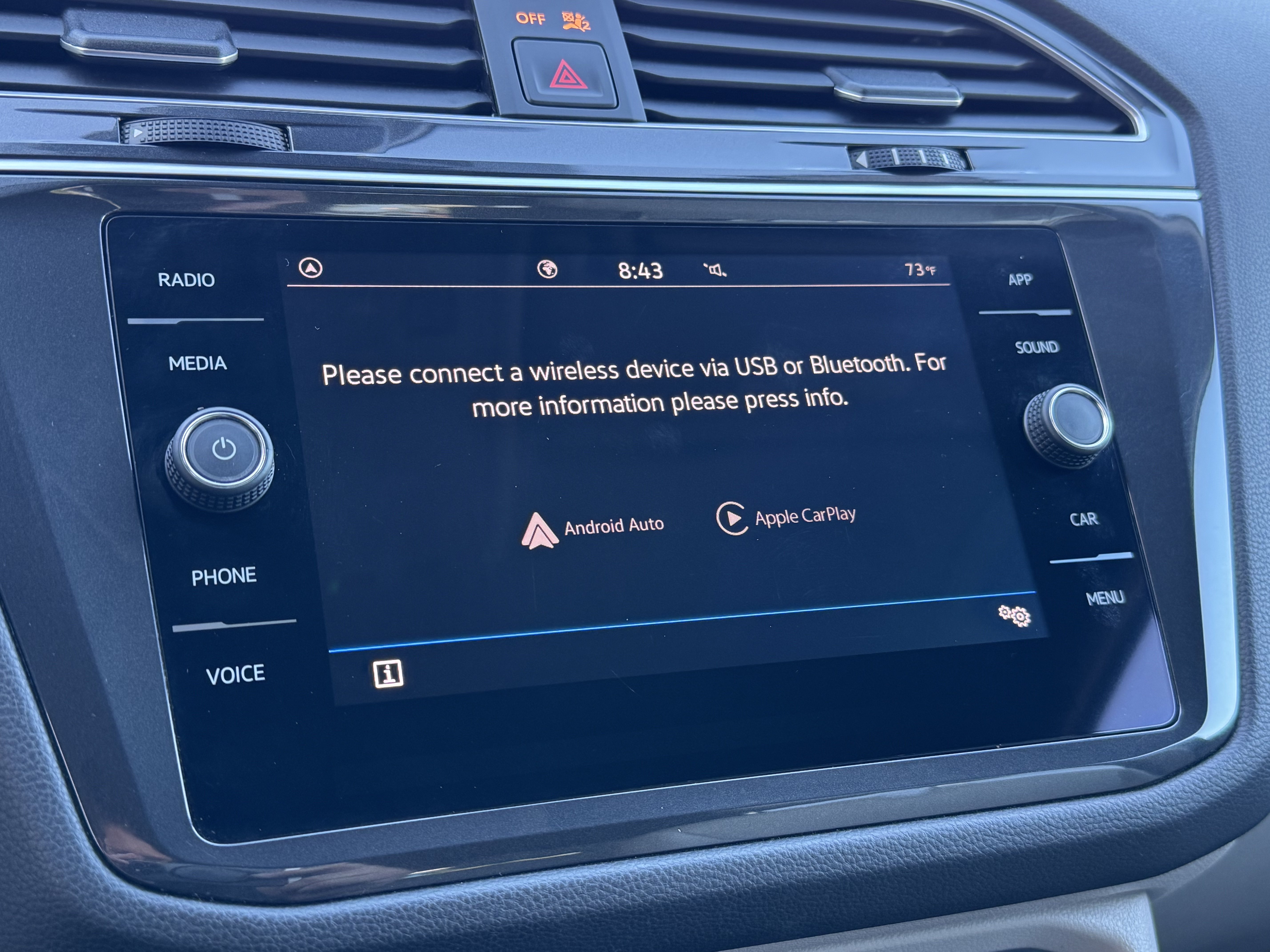 Certified 2024 Volkswagen Tiguan SE FWD image 26