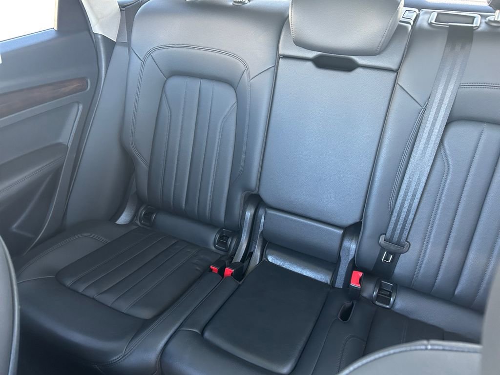 Used 2019 Audi Q5 2.0T Premium Plus w/ Premium Plus Package image 15