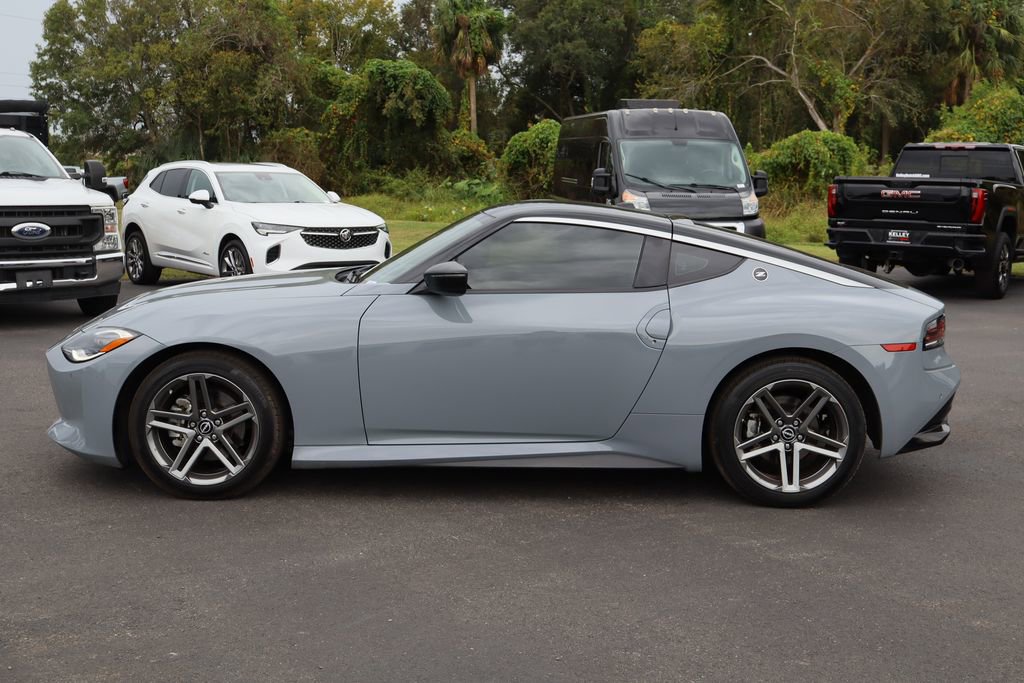 Used 2023 Nissan Z Sport w/ Floor Mat Package image 5