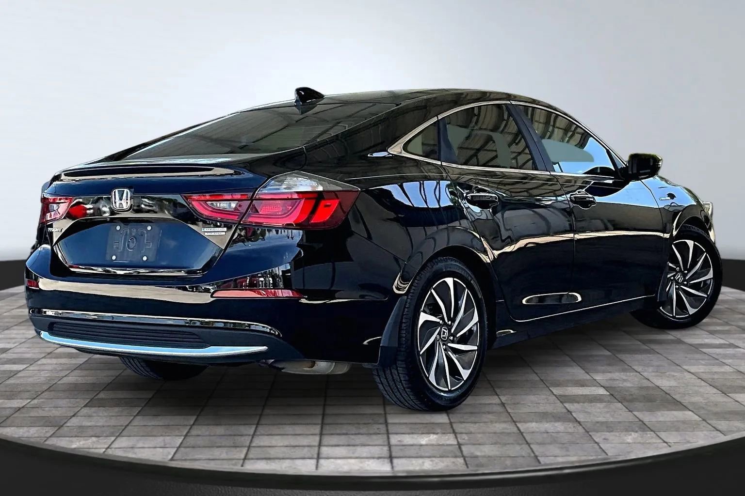 Used 2019 Honda Insight Touring image 6