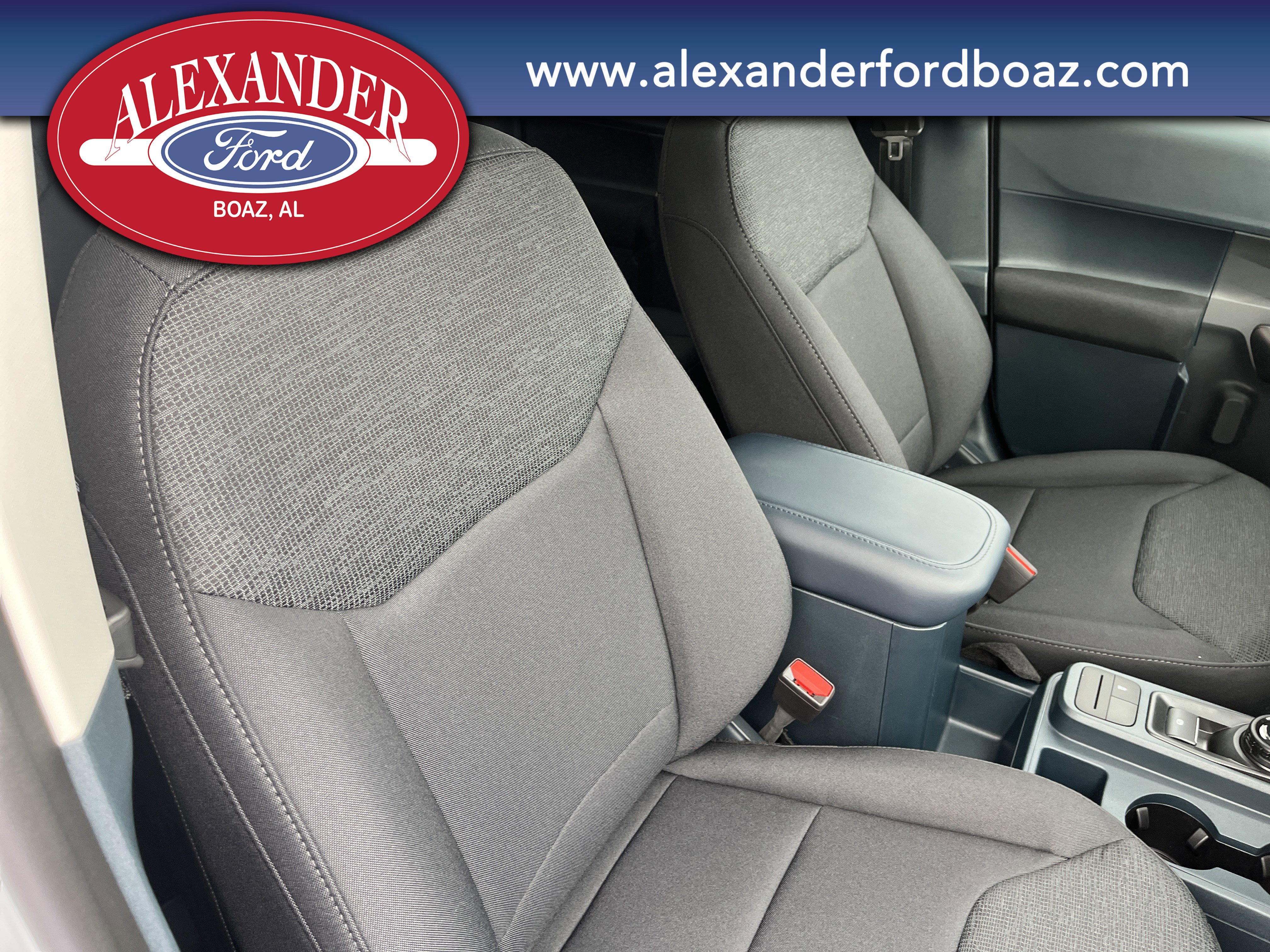 New 2025 Ford Maverick XL image 17