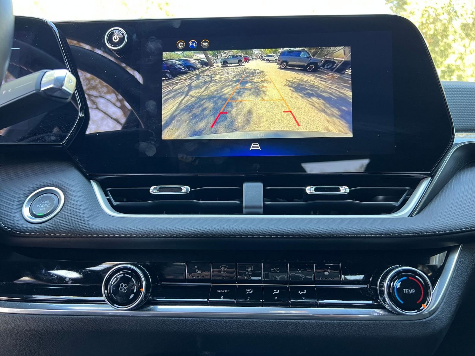 Used 2025 Chevrolet Equinox LT image 17