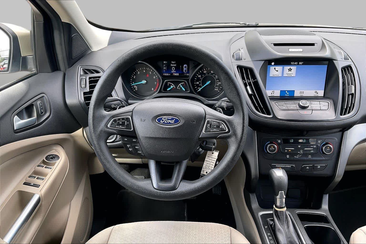Used 2017 Ford Escape SE w/ Equipment Group 201A FWD image 6