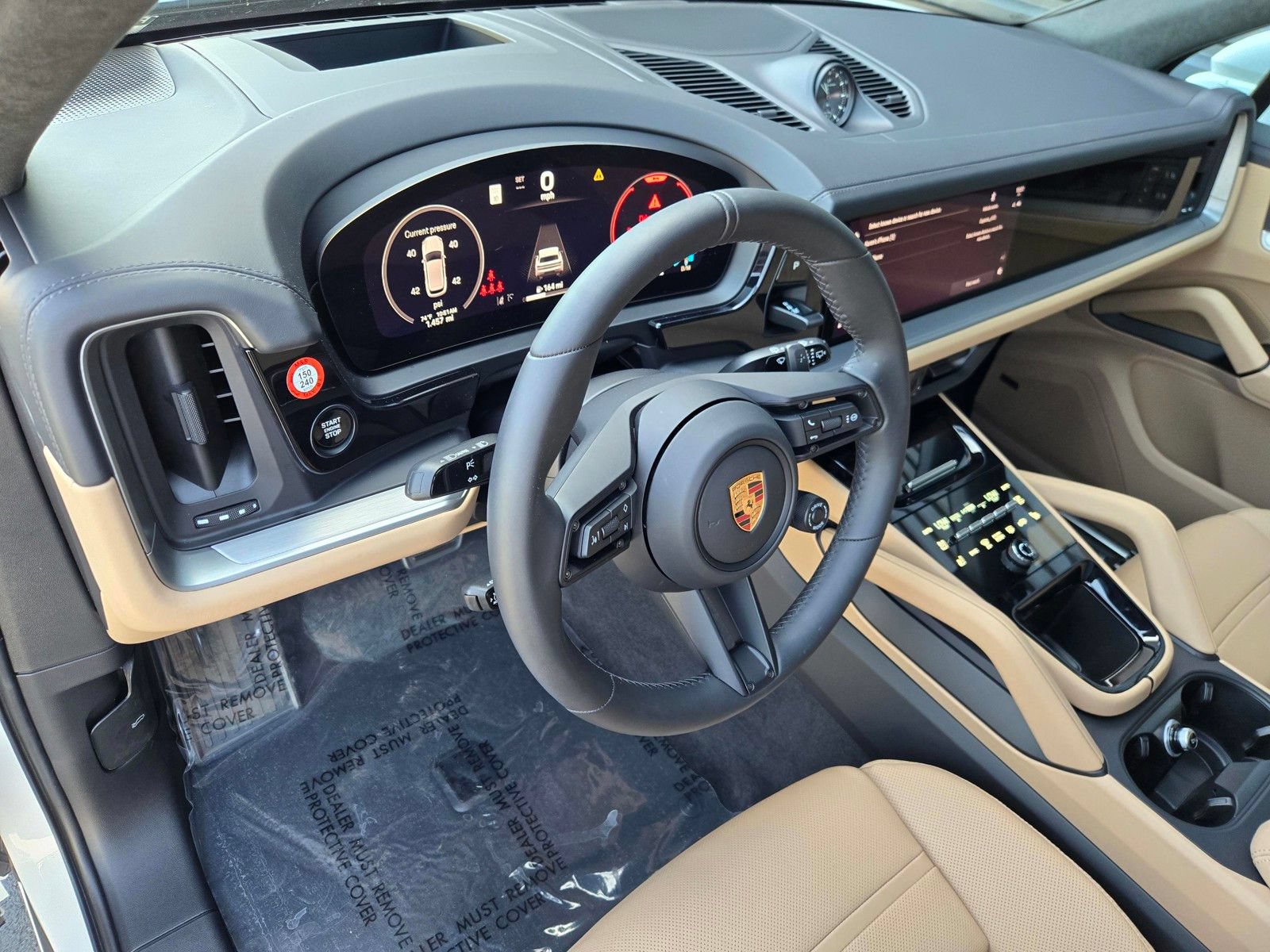 Certified 2026 Porsche Cayenne GTS AWD/4WD image 4