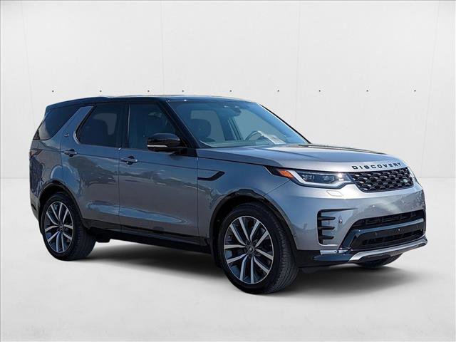New 2025 Land Rover Discovery Dynamic SE image 6