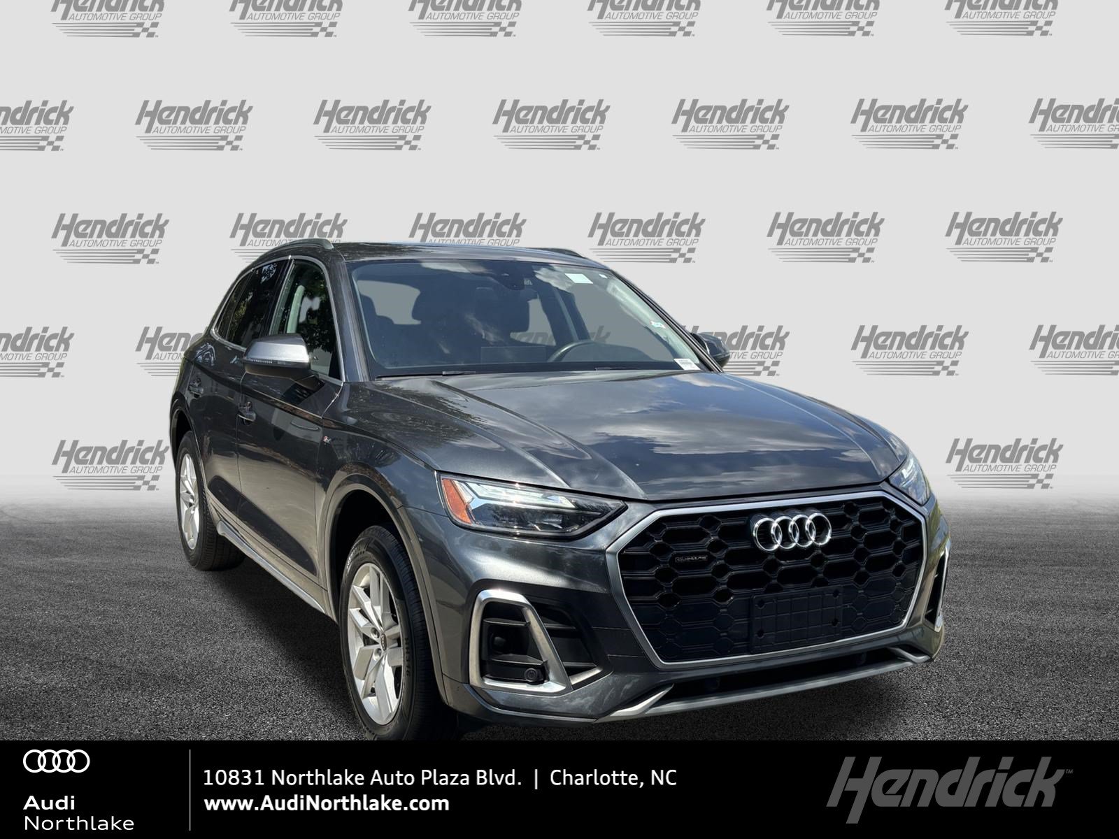 Used 2023 Audi Q5 2.0T Premium w/ Convenience Package AWD/4WD image 1